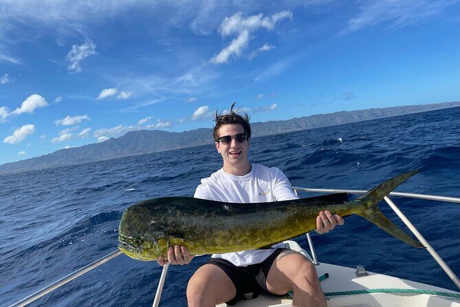 Half Day Fishing Private Tour in North Shore of Oahu on Finnatic - Key Points