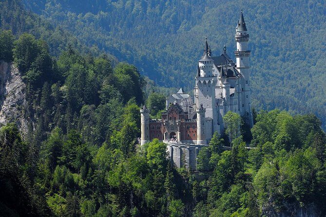 Half day- from Fussen to Neuschwansteincastle & Linderhof castle - FAQ