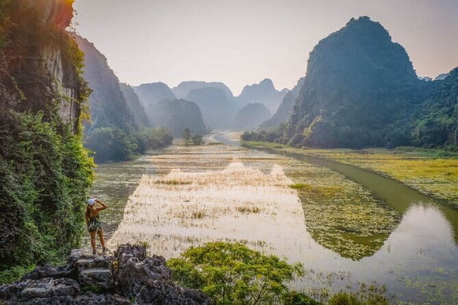 Half Day Guided Bike and Boat Tour in Hoa Lu, Ninh Binh - Starting the Day: Easy Pickup in Hanoi