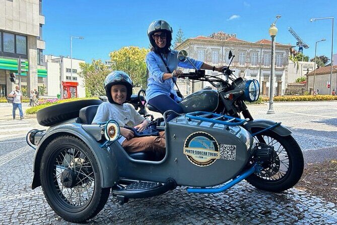 Half Day Highlights of Porto on a glamorous sidecar - Analyzing the Value