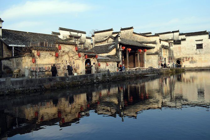 Half day Huangshan to Hongcun village Group Tour-No Shopping - Key Points