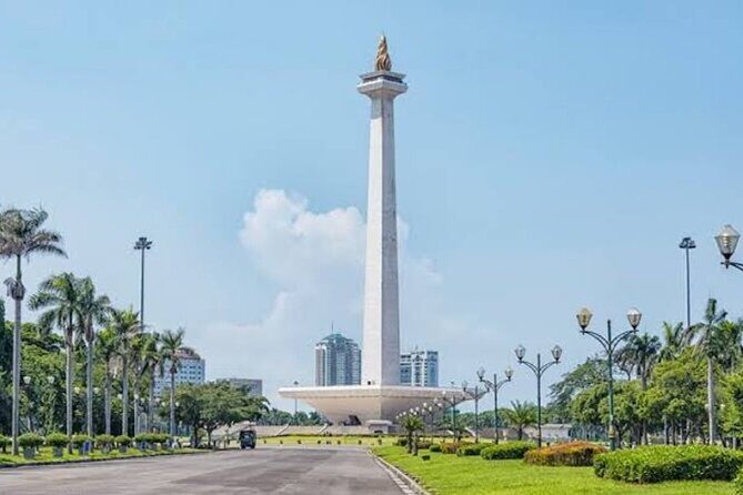 Half Day Jakarta Private Tour in two highlight place - Key Points
