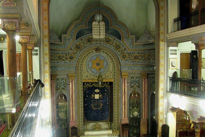 Half-Day Jewish Heritage Walking Tour in Bucharest - What to Expect from the Tour: A Step-by-Step Breakdown