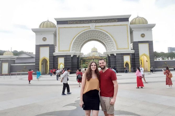 Half Day KUALA LUMPUR CITY NOTED LANDMARKS TOUR - Key Points