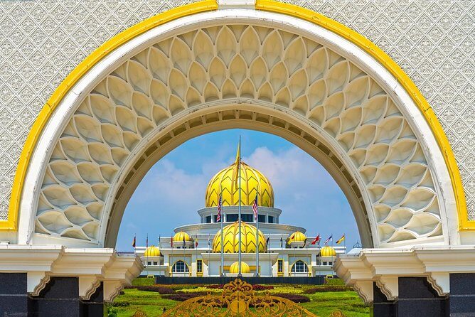 Half-Day Kuala Lumpur City Tour - Analyzing the Itinerary: What to Expect from Each Stop