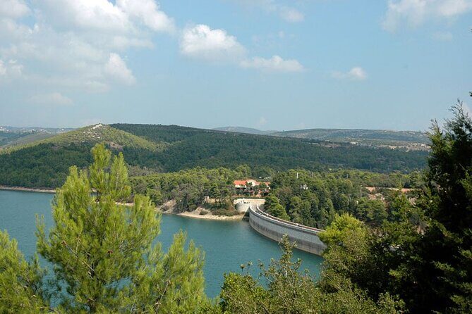 Half Day Marathon Private Tour - Exploring the Itinerary in Detail