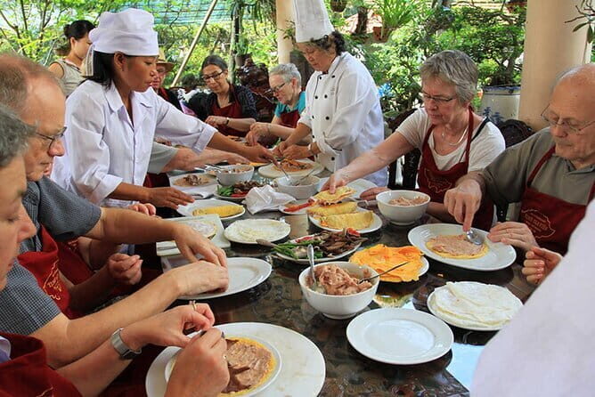 Half Day Motorbike Tour Hue Countryside and Cooking Experience - Visiting Thanh Toan Market