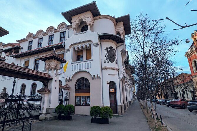 Half-Day Private Food and Wine Walking Tour Oradea Romania - The Authenticity Factor