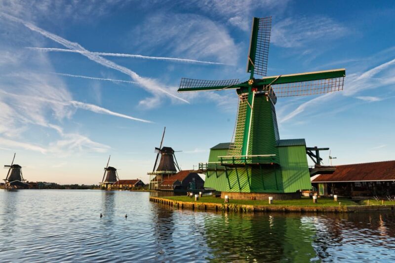 Half-Day Private Guided Sightseeing Tour of Zaanse Schans - Discovering Zaanse Schans: An Authentic Dutch Adventure