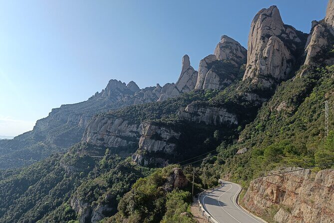 Half Day Private Montserrat Tour - Key Points