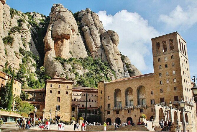 Half Day Private Montserrat Tour - The Optional Guide and How It Adds Value