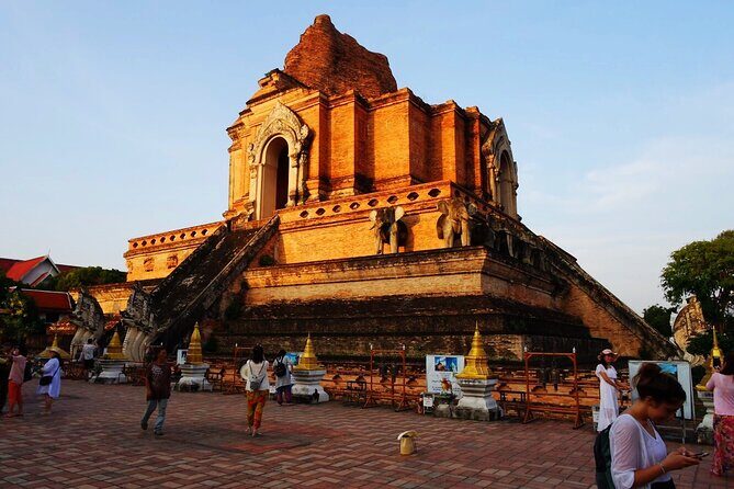 Half-Day Private Night Tour by Tuk Tuk in Chiang Mai City - A Deep Dive into the Tour Experience