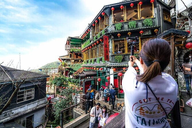 Half Day Private Tour Jiufen Shifen Fall and Pingxi Sky Lantern - Experiences and Insights from Reviews