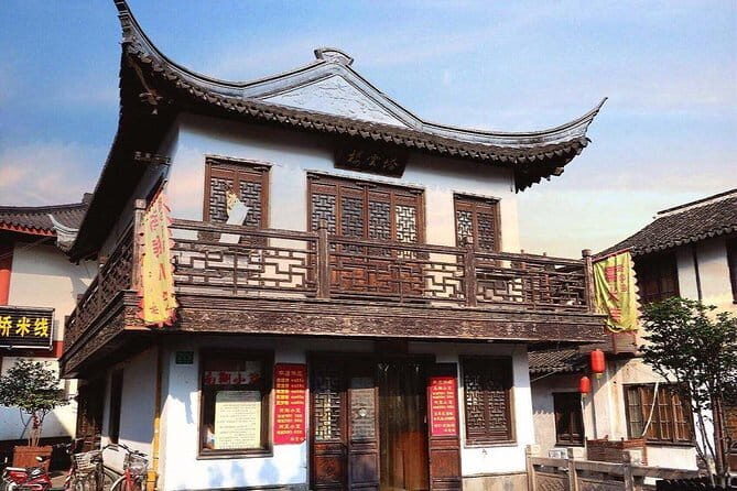 Half-Day Private Tour to Nanxiang Ancient Town from Shanghai City - Key Points