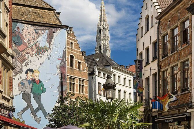 Half-Day Private Walking Tour in Brussels Old City - Manneken Pis and Jeanneke Pis: Quirky Symbols of Brussels