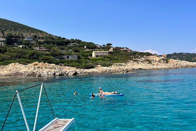 Half Day Private Yacht Charter on our Pershing 40 in Saint Tropez - The Experience of the Crew and Guides