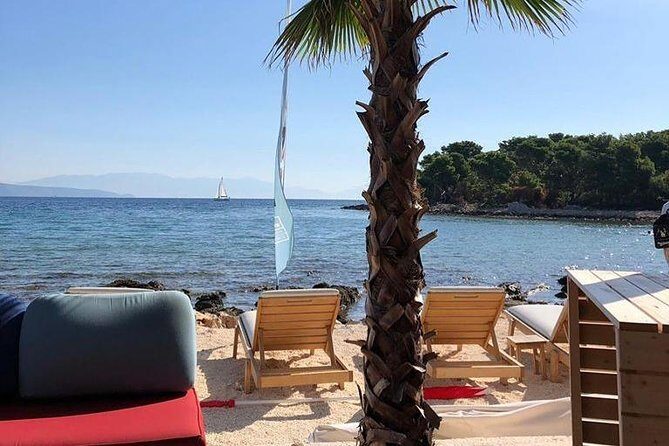 Half day relaxing private boat tour (Blue lagoon and Solta) from Trogir - The Sum Up