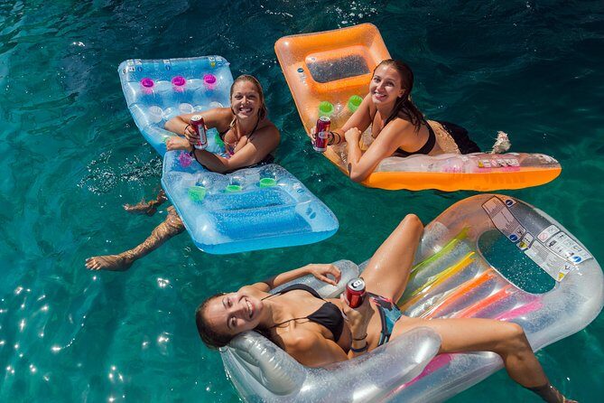 Half Day Sailing on a comfort yacht around Hvar and Pakleni islands- small group - FAQ
