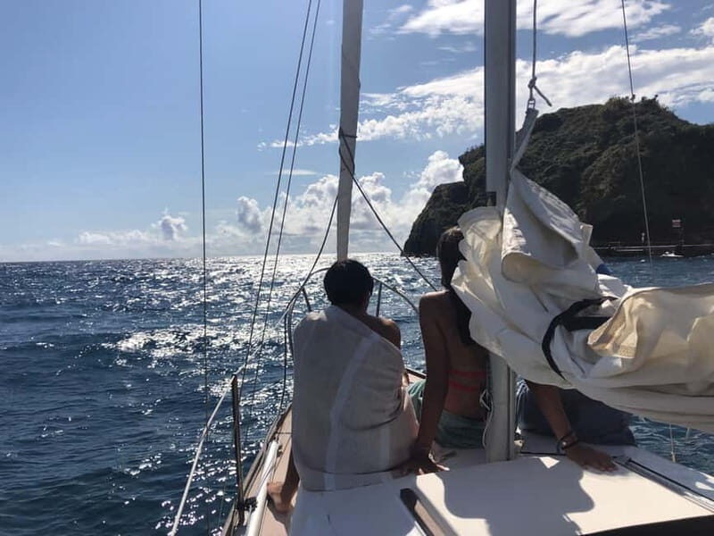 Half Day: Sailing, snorkeling and Stand up Paddle. - FAQs