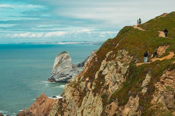 Half day Sintra PRIVATE TOUR Pena Palace + Roca Cape (2-6people) - Who Will Love This Tour?