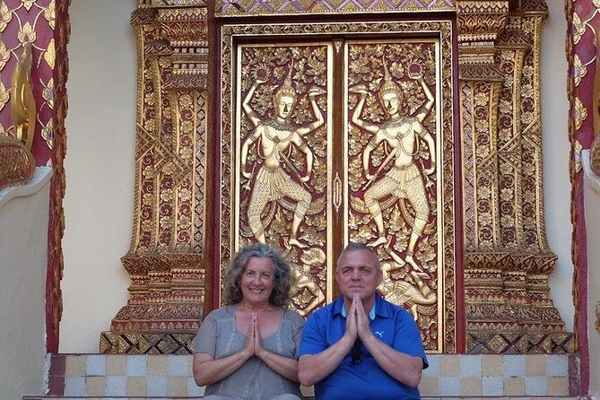 Half Day - Small Group - Doi Suthep Temple and Hmong Village Tour - The Experience: What Travelers Say
