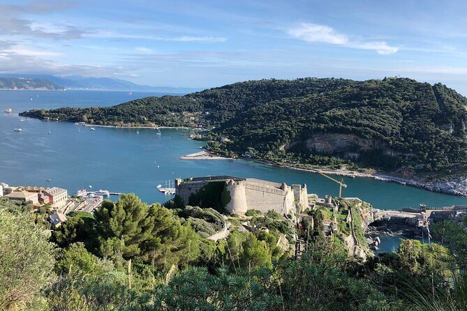 Half Day Small Group Hike to Portovenere with Local Guide - Exploring the Half Day Small Group Hike to Portovenere with a Local Guide in Cinque Terre