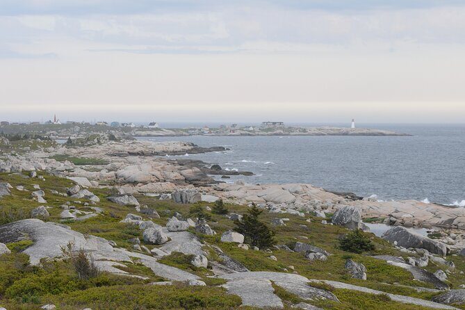 Half Day Small Group Tour in Peggy's Cove and Titanic Cemetery - Who Should Consider This Tour?