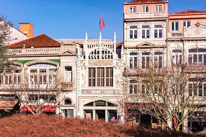 Half-day small group tour of Porto city with wine tasting - The Sum Up