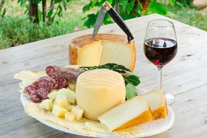 Half-Day Small-Group Wine Experience with Wine Expert from Cagliari - An In-Depth Look at the Tour Experience