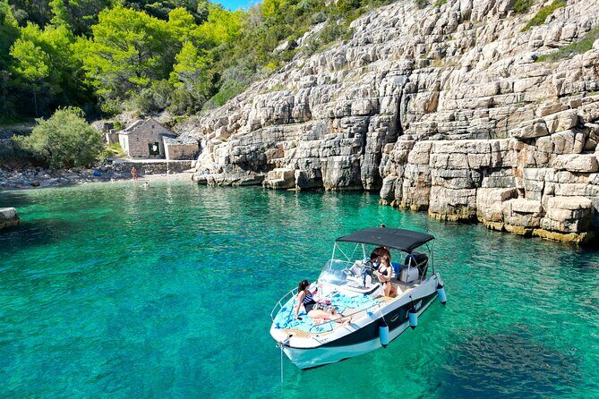 Half-day Speedboat Tour: Explore Hidden Gems of Hvar Island - The Experience: Guides, Comfort, and Group Size