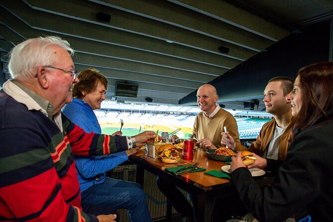 Half-Day Sports Lovers Bus Tour of Melbourne with MCG Tour - FAQs