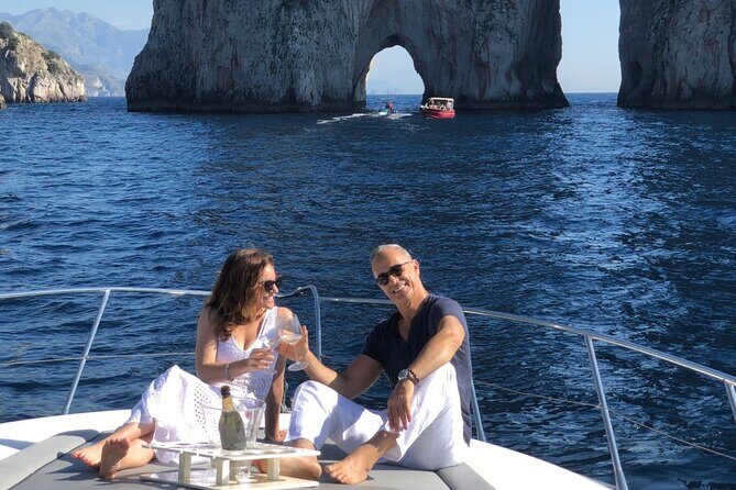 Half day to discover the fascinating island of Capri - An in-depth look at the Capri Half-Day Boat Tour