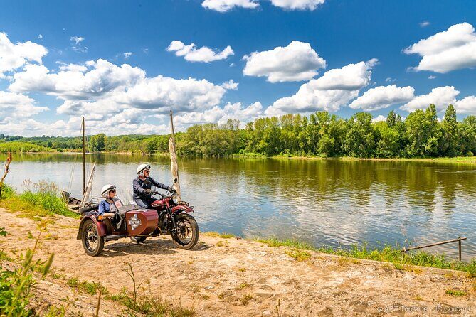 Half day tour on sidecar from Tours - The Experience of Riding a Vintage Sidecar