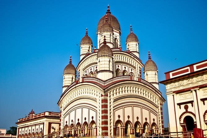 Half Day Tour to the Flower Market and Howrah Bridge in Kolkata - FAQ