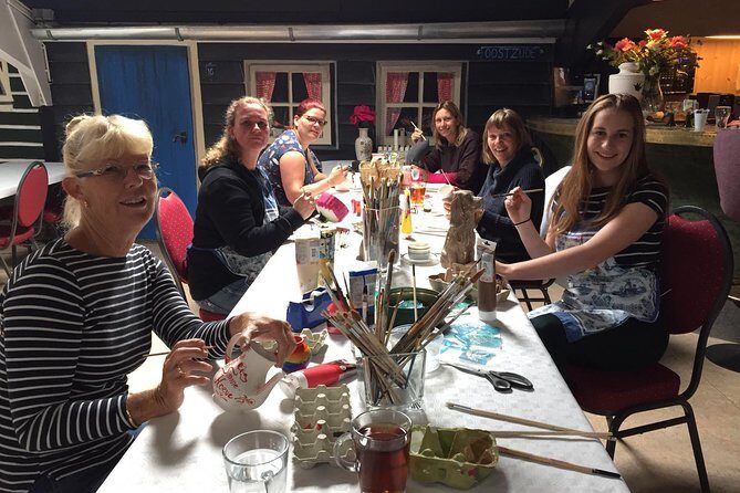 Half-Day Workshop Ceramic Painting in Katwoude - Key Points