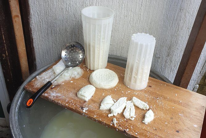 Halloumi Heaven: Cheese-Making Class & Troodos Mountain Villages 7h - Who Is This Tour For?