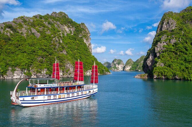 Halong & Bai Tu Long Luxury Day Tour - Fishing village & Kayak - What Travelers Love About This Tour