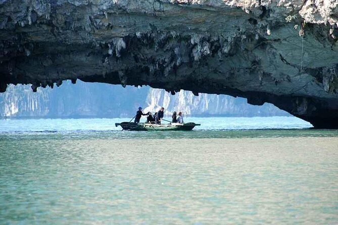 HaLong Bay 1Day 6hrs cruising - Alova Premium Cruise - Limousine - Is This Tour Worth the Price?