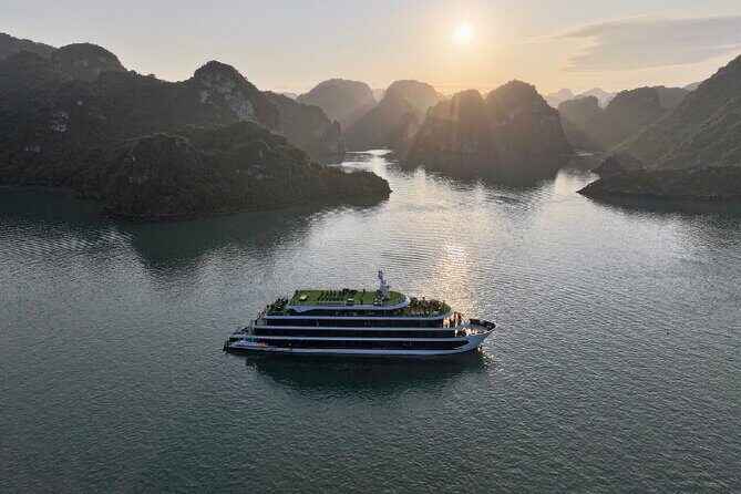 Halong Bay 2D1N Cruise multi options, transfer, swim and kayaking - The Booking Process & Price