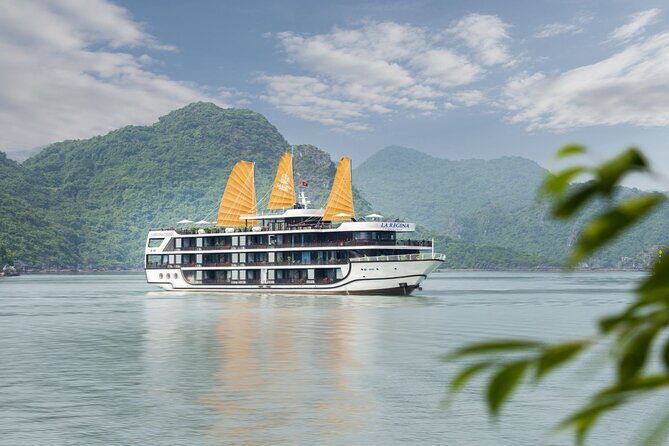 Halong Bay 3 Days - 2 Nights with La Regina Legend Cruise 5 Star - The Allure of La Regina Legend: A Vintage-Luxury Voyage