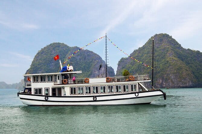 Halong Bay and Cave Full-Day Cruise,Lunch,Island,Beach from Hanoi - An In-Depth Look at the Halong Bay Day Tour