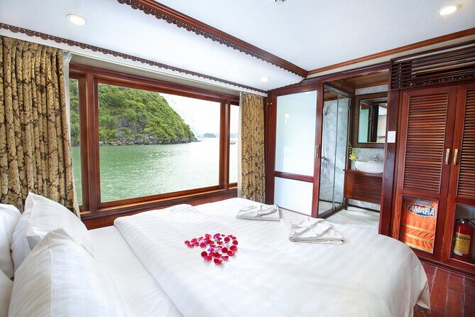 Halong Bay Cruise 3D2N - Kayaking Explorer & Round-trip transfer from Hanoi - Key Points