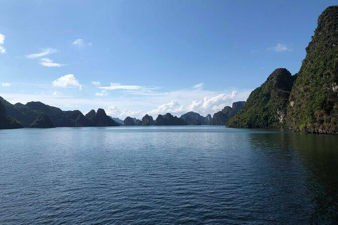 Halong Bay Cruise With Cave, Kayaking, Swimming - Buffet Lunch - Who Would Love This Tour?