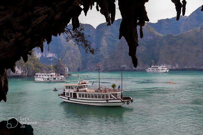 HaLong Bay Day Cruise with Kayaking, Swimming, Hiking and Lunch - What Reviewers Say