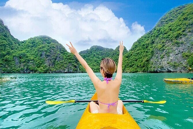 Halong Bay Day Tour 6Hour Deluxe Cruise Limousine Bus Small Group - What Really Makes This Tour Stand Out