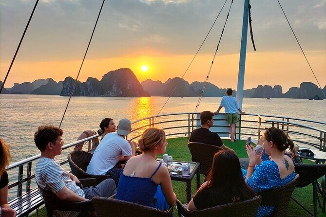 Halong Bay Day Trip 6hour: Buffet Lunch,Limousine bus,small group - The Sum Up