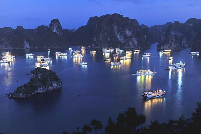 Halong Bay Day Trip Explore Caves, Kayak & Lunch by Saquila Yacht - Final Thoughts: Who Will Love This Experience?