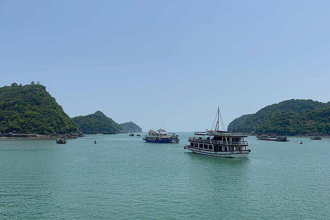 Halong Bay Full-Day Luxury Cruise Tour From Hanoi Old Quarter - What Sets This Tour Apart?