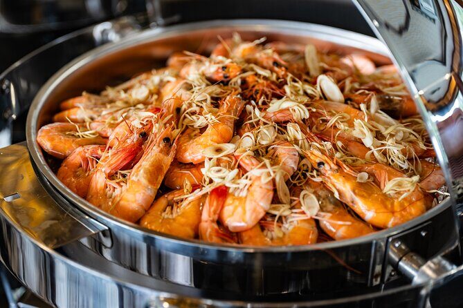 Halong bay Luxury Cruise Day Trip: Buffet lunch & Limousine bus - Discovering Ha Long Bay in a Day: The Luxury Cruise Experience