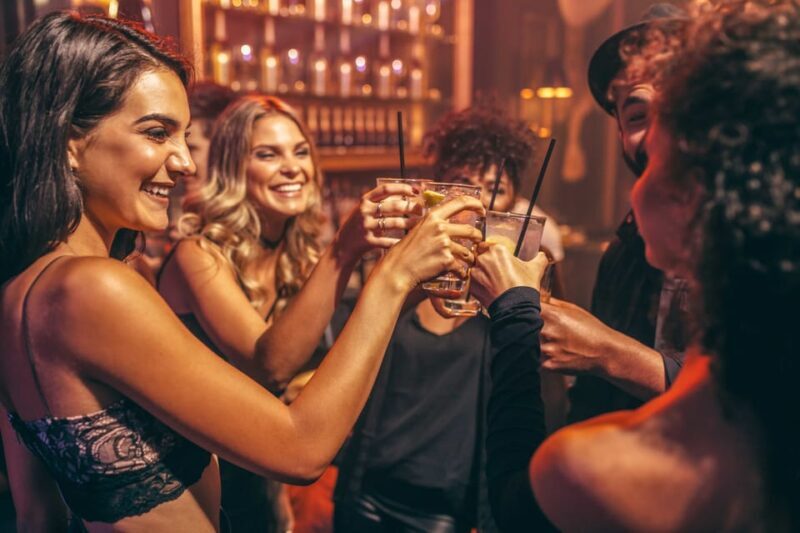 Hamburg: 2 Nights PubCrawl Party through the Reeperbahn - Who will love this?